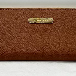 Michael Kors Saddle Color Wallet